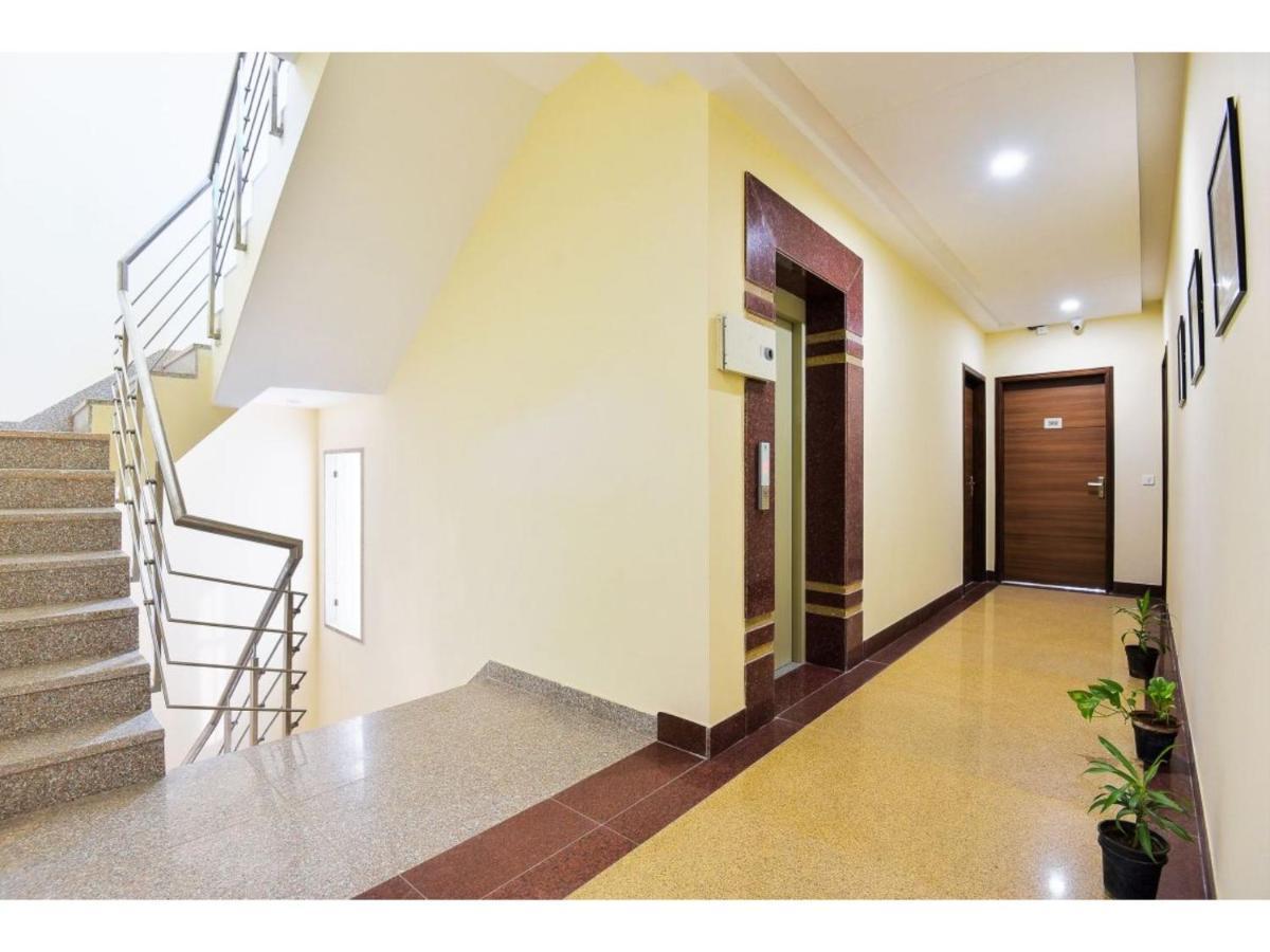 Bluo Studio1 Golf Course Road, Gym, Balcony Garden Gurgaon Exterior foto